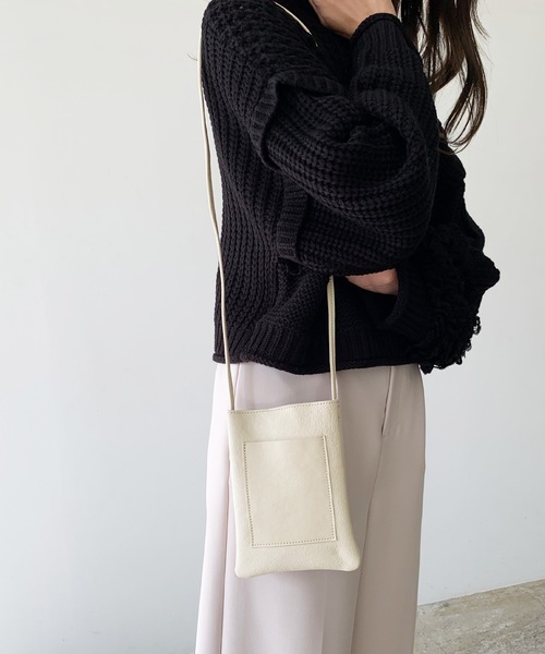 LIAN（リアン）の「【Made in Japan】レザーマルチポシェット（ショルダーバッグ・レディース・ブラック/ブラウン/オフホワイト・FREE）」の16枚目の写真