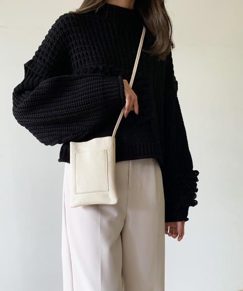 LIAN（リアン）の「【Made in Japan】レザーマルチポシェット（ショルダーバッグ・レディース・ブラック/ブラウン/オフホワイト・FREE）」の5枚目の写真