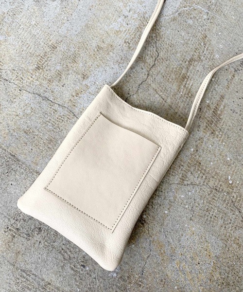 LIAN（リアン）の「【Made in Japan】レザーマルチポシェット（ショルダーバッグ・レディース・ブラック/ブラウン/オフホワイト・FREE）」の13枚目の写真