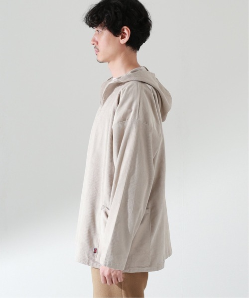 JOURNAL STANDARD relume SELECT（ジャーナルスタンダードレリュームセレクト）の「【NEWLYN SMOCKS/ニューリンスモック】NEW HOODED コーデュロイスモック（シャツ/ブラウス・メンズ・ブラック/ボルドー/ホワイト系その他・MEDIUM/LARGE）」の4枚目の写真