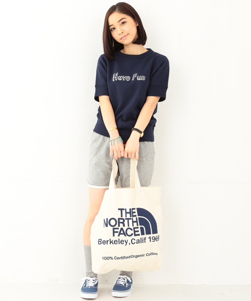 BEAMS BOY（ビームスボーイ）の「BEAMS BOY / メッセージ 刺繍 スウェット クルー（スウェット・レディース・ホワイト/チャコールグレー/ネイビー・ONE SIZE）」の11枚目の写真