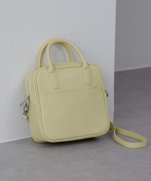 COLONY 2139（コロニートゥーワンスリーナイン）の「スクエアボストンバッグ/ショルダーバッグ（ボストンバッグ・レディース・ブラック/イエロー/グリーン/アイボリー・FREE）」の4枚目の写真
