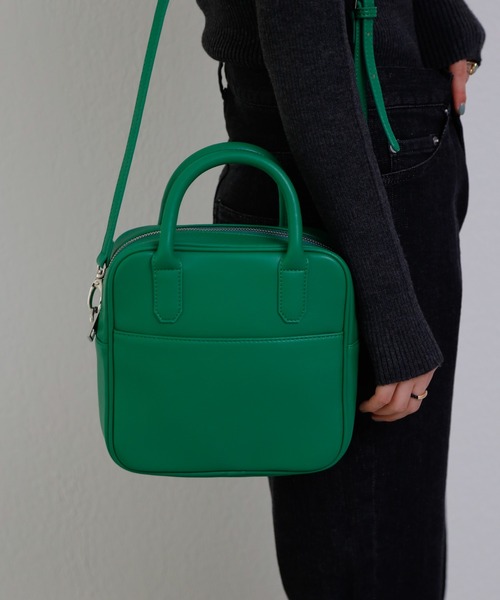 COLONY 2139（コロニートゥーワンスリーナイン）の「スクエアボストンバッグ/ショルダーバッグ（ボストンバッグ・レディース・ブラック/イエロー/グリーン/アイボリー・FREE）」の11枚目の写真