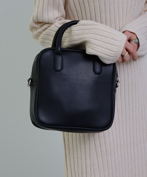 COLONY 2139（コロニートゥーワンスリーナイン）の「スクエアボストンバッグ/ショルダーバッグ（ボストンバッグ・レディース・ブラック/イエロー/グリーン/アイボリー・FREE）」の20枚目の写真