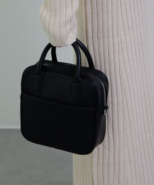 COLONY 2139（コロニートゥーワンスリーナイン）の「スクエアボストンバッグ/ショルダーバッグ（ボストンバッグ・レディース・ブラック/イエロー/グリーン/アイボリー・FREE）」の21枚目の写真