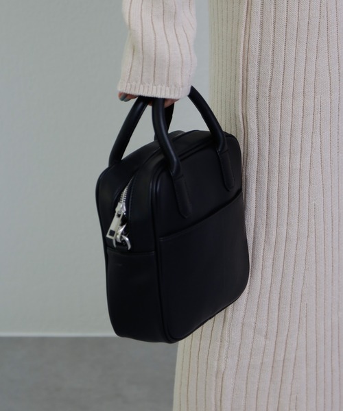 COLONY 2139（コロニートゥーワンスリーナイン）の「スクエアボストンバッグ/ショルダーバッグ（ボストンバッグ・レディース・ブラック/イエロー/グリーン/アイボリー・FREE）」の14枚目の写真