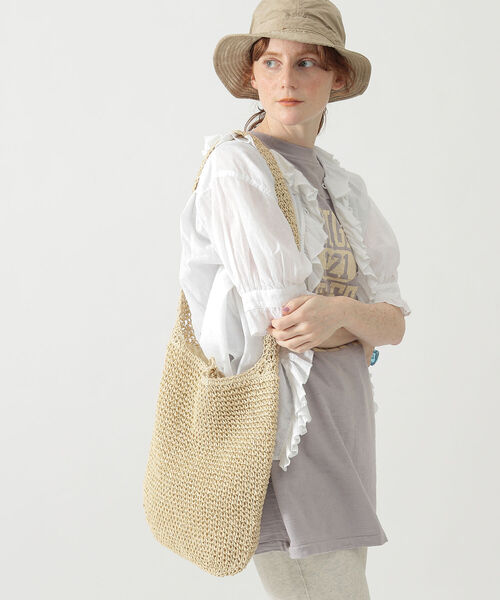 BEAMS BOY（ビームスボーイ）の「BEAMS BOY / ペーパー ショルダーバッグ（ショルダーバッグ・レディース・ライトブラウン/ナチュラル・ONE SIZE）」の4枚目の写真