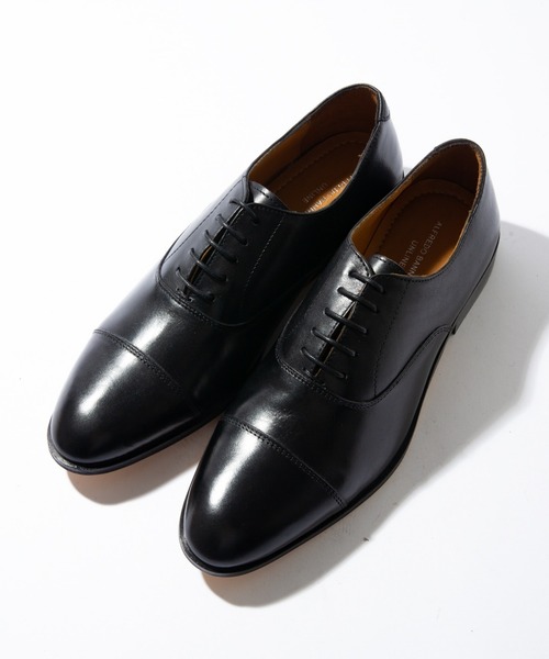 alfredoBANNISTER(アルフレッドバニスター)の「【セット購入でお得】内羽根ストレートチップ + SEEKER別注 レザートート + リバーシブルベルト(ドレスシューズ・メンズ・ブラック/キャメル・44/42/43/41)」の7枚目の写真