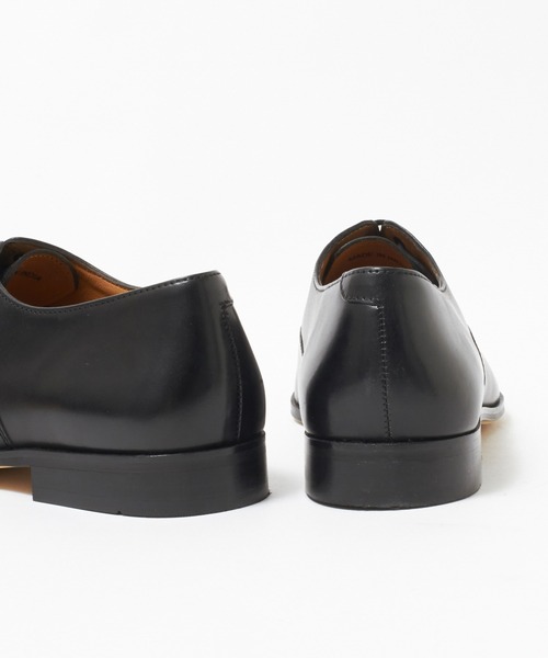 alfredoBANNISTER(アルフレッドバニスター)の「【セット購入でお得】内羽根ストレートチップ + SEEKER別注 レザートート + リバーシブルベルト(ドレスシューズ・メンズ・ブラック/キャメル・44/42/43/41)」の10枚目の写真