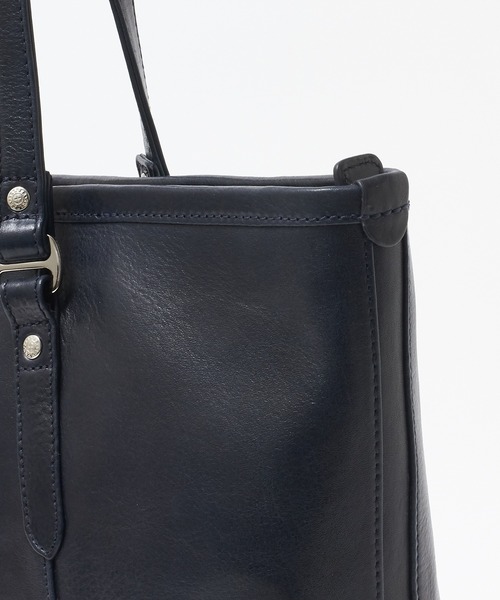 alfredoBANNISTER(アルフレッドバニスター)の「【セット購入でお得】内羽根ストレートチップ + SEEKER別注 レザートート + リバーシブルベルト(ドレスシューズ・メンズ・ブラック/キャメル・44/42/43/41)」の16枚目の写真