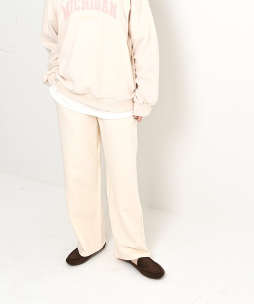 me+em select（ミームセレクト）の「【6色展開】リラックススウェットパンツ（スウェットパンツ・レディース・ネイビー/オートミール/クリーム/グレー/アイボリー/ブラック・FREE）」の4枚目の写真