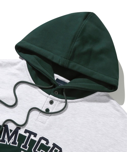 ROMANTIC CROWN(ロマンティッククラウン)の「【ROMANTIC CROWN】RMTCRW CLUB BUTTON HOODIE / ロマンティッククラウン クラブ ボタン ボーダー フーディー(パーカー・メンズ・ネイビー/グリーン・SMALL/MEDIUM/LARGE/X-LARGE)」の3枚目の写真
