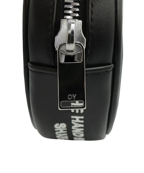 OY（オーワイ）の「『OY/オーワイ』LOGO COIN POUCH BAG/ロゴチェーン ポーチバッグ（ボディバッグ/ウエストポーチ・メンズ・ブラック・FREE）」の4枚目の写真