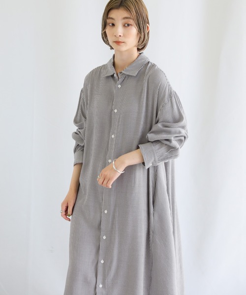 select MOCA(セレクトモカ)の「ストライプシャツワンピース(シャツワンピース・レディース・ブラック/レッド/ブルー・FREE)」の10枚目の写真