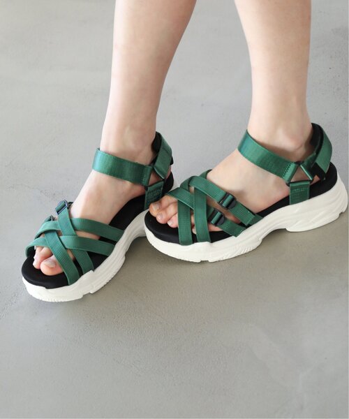 RAY CASSIN(レイカズン)の「ハイスポサンダル(サンダル・レディース・ブラック/オフホワイト/グリーン・MEDIUM/LARGE)」の13枚目の写真