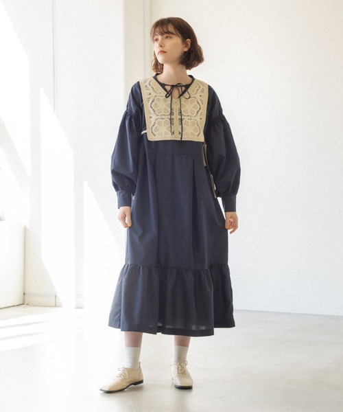 idem(イデム)の「crochet knit vest × sailor onepiece/クロシェニットベストセーラーワンピース(ワンピース・レディース・ベージュ/アイボリー・FREE)」の9枚目の写真