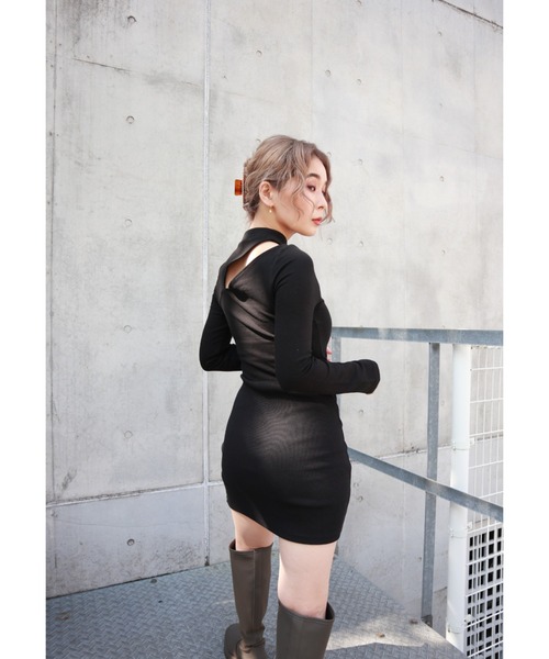 FIG&VIPER（フィグアンドバイパー）の「カットデザインbodycon OP（ワンピース・レディース・ブラック/グレー・FREE）」の19枚目の写真