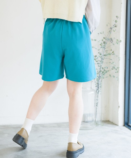RETRO GIRL（レトロガール）の「リップルタックショートパンツ（その他パンツ・レディース・イエロー/ライトブルー/ライトグレー/ブラック・FREE）」の12枚目の写真