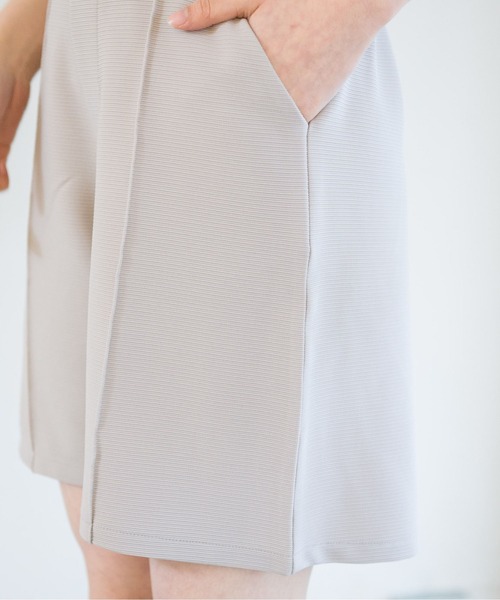 RETRO GIRL（レトロガール）の「リップルタックショートパンツ（その他パンツ・レディース・イエロー/ライトブルー/ライトグレー/ブラック・FREE）」の22枚目の写真