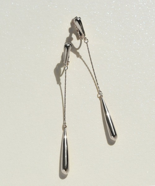 GOLDY（ゴールディ）の「スレンダー ライン ロング イヤリング（イヤリング・レディース・シルバー/ゴールド・FREE）」の6枚目の写真