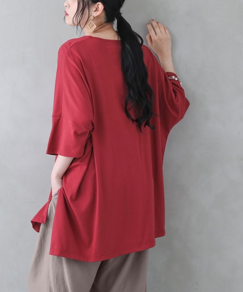 osharewalker（オシャレウォーカー）の「【廃盤】『裾アシメビッグカットソー』（Tシャツ/カットソー・レディース・ブラック/ネイビー/レッド/オフホワイト/ミント/モカ/ラベンダー・FREE）」の7枚目の写真