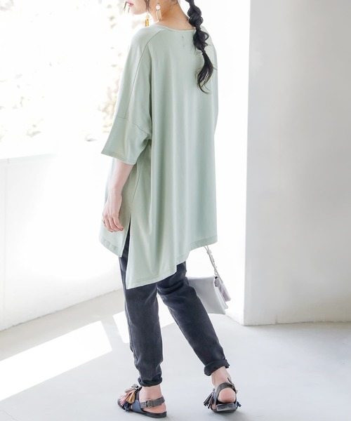 osharewalker（オシャレウォーカー）の「【廃盤】『裾アシメビッグカットソー』（Tシャツ/カットソー・レディース・ブラック/ネイビー/レッド/オフホワイト/ミント/モカ/ラベンダー・FREE）」の14枚目の写真