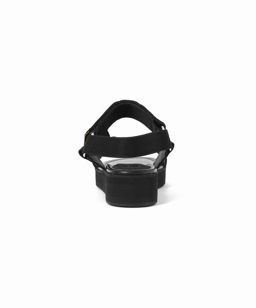 LE TALON(ルタロン)の「GRISE アツゾコストラップサンダル(サンダル・レディース・ベージュ/ブラック×ブラック・SMALL/MEDIUM/LARGE/X-LARGE/X-SMALL)」の4枚目の写真