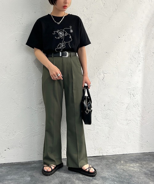 apres jour mignon(アプレジュールミニョン)の「刺繍アートT【ZOZOTOWN限定アイテム】(Tシャツ/カットソー・レディース・ブラック/オフホワイト/ホワイト系その他/ブラック系その他・X-LARGE/フリー)」の18枚目の写真