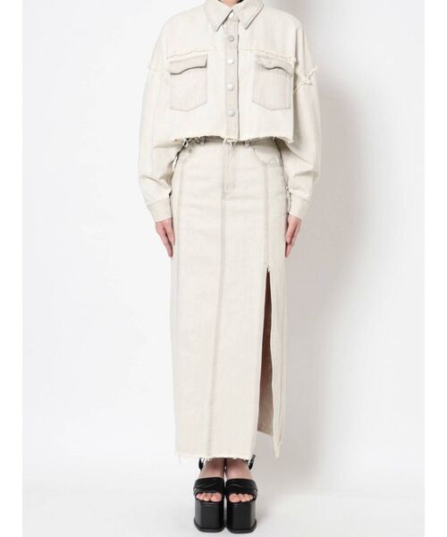 EMODA（エモダ）の「フリーリースリットデニムマキシスカート（スカート・レディース・ブラック/グレー/インディゴブルー/アイボリー・SMALL/MEDIUM）」の14枚目の写真