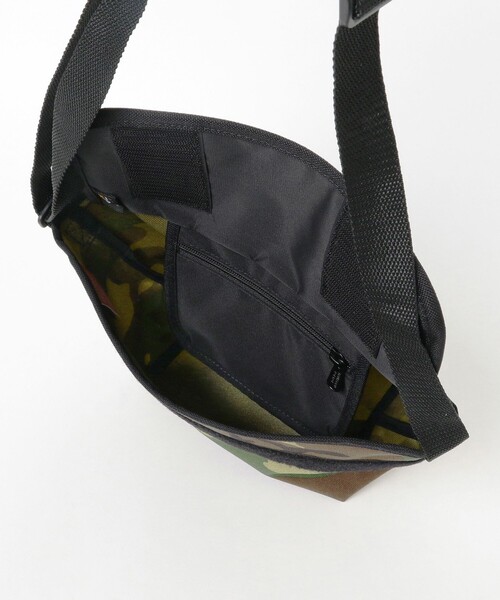 Manhattan Portage（マンハッタンポーテージ）の「Manhattan Portage / 1603 Casual Messenger Bag（トートバッグ・メンズ・その他/ブラック・ONE SIZE）」の15枚目の写真