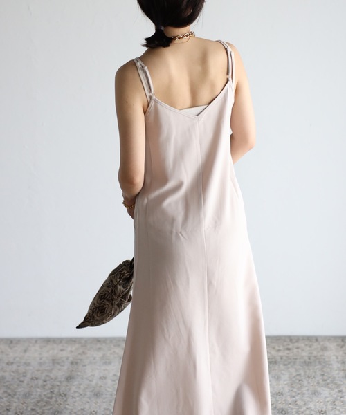 ap retro（アプレトロ）の「【_____m.weコラボ】ノーカラー多ボタンベスト＋マーメイドキャミワンピース（ワンピース・レディース・ブラック/ダークグリーン/アイボリー・FREE）」の18枚目の写真