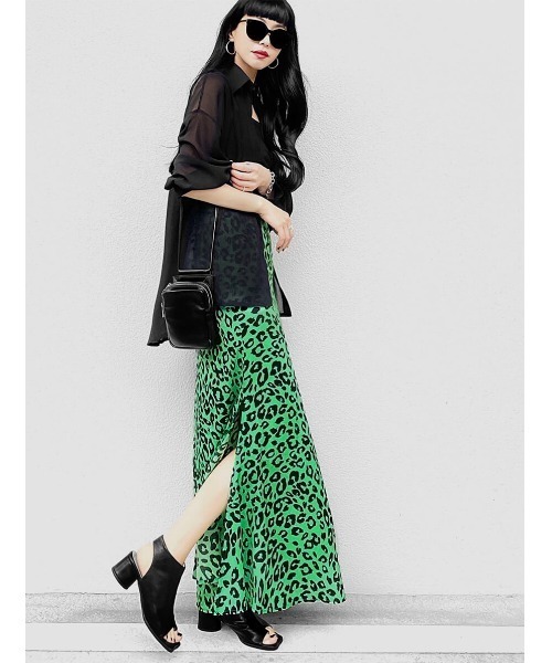 LVEU.(ラブユ.)の「Leopard slit mermaid skirt / レオパードスリットマーメイドスカート(Ai select)(スカート・レディース・ホワイト/グリーン・FREE)」の5枚目の写真