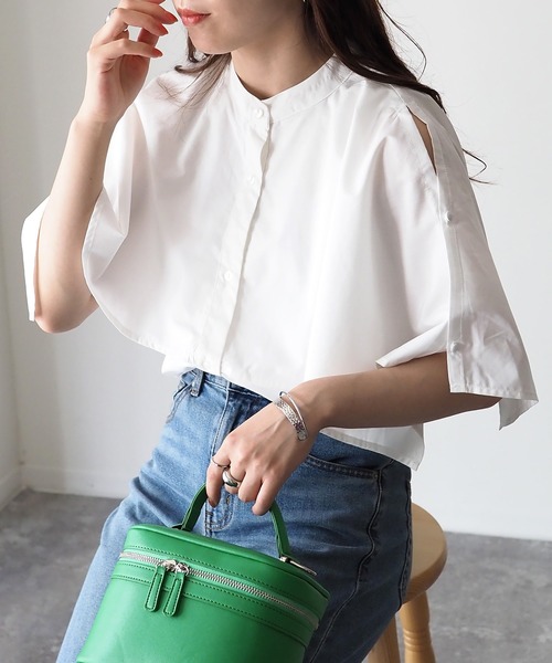 Riberry（リベリー）の「マルチway　ケープブラウス（シャツ/ブラウス・レディース・ブラック/オフホワイト/グリーン・FREE）」の2枚目の写真