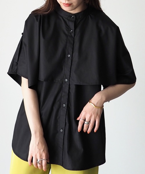 Riberry（リベリー）の「マルチway　ケープブラウス（シャツ/ブラウス・レディース・ブラック/オフホワイト/グリーン・FREE）」の5枚目の写真