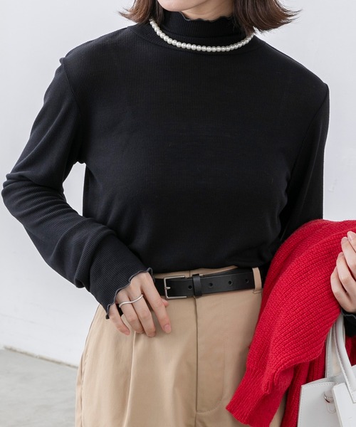 BONLECILL（ボンルシール）の「＜吸湿発熱＞ ハイネック メローリブインナープルオーバー（Tシャツ/カットソー・レディース・ネイビー/グリーン/アイボリー/パープル/マスタード/レッド/ブラック/オフホワイト/ホワイト×ブラック/チャコールグレー/ブルー/ブラック系その他・FREE）」の5枚目の写真