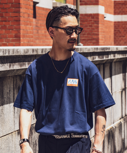 417 EDIFICE(フォーワンセブンエディフィス)の「【FROCLUB / フロ クラブ】別注 プリントTシャツ(Tシャツ/カットソー・メンズ・ホワイト/ホワイト×ホワイト/ホワイト系その他/ダークブルー/コバルトブルー/ネイビー・MEDIUM/LARGE)」の6枚目の写真