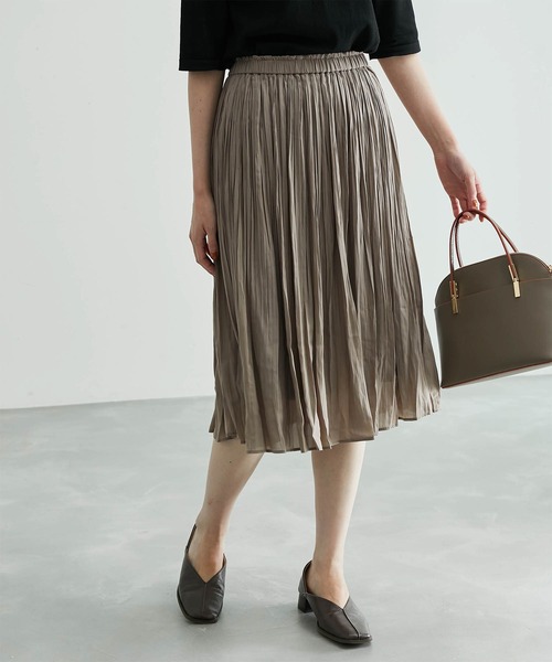 ROPE' PICNIC(ロペピクニック)の「着丈が選べる/再生ポリエステルシアーナチュラル楊柳プリーツスカート(スカート・レディース・ブラック/ダークブラウン/ベージュ/ネイビー/ラベンダー/ブラック系その他/ベージュ系その他/ベージュ系その他2・38/36)」の4枚目の写真