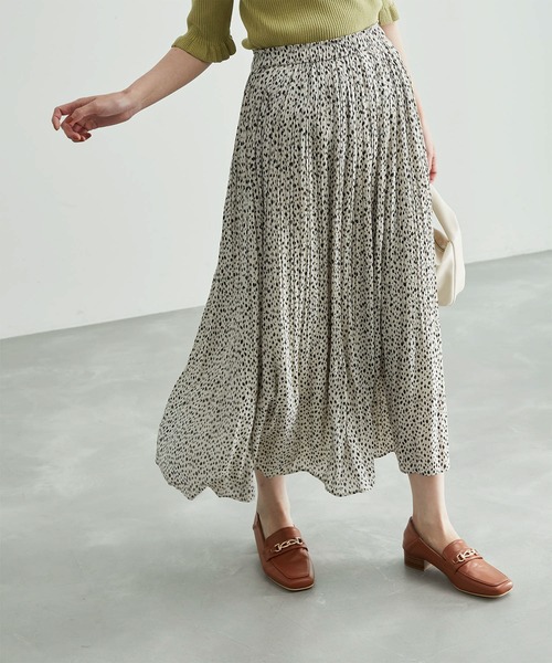 ROPE' PICNIC(ロペピクニック)の「着丈が選べる/再生ポリエステルシアーナチュラル楊柳プリーツスカート(スカート・レディース・ブラック/ダークブラウン/ベージュ/ネイビー/ラベンダー/ブラック系その他/ベージュ系その他/ベージュ系その他2・38/36)」の7枚目の写真