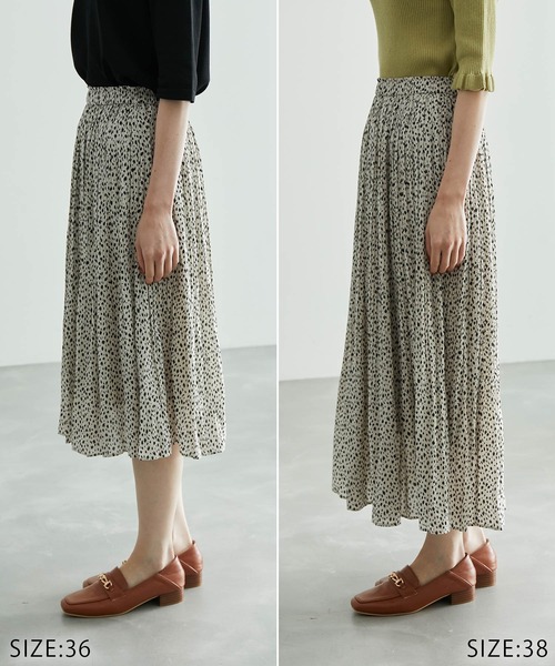 ROPE' PICNIC(ロペピクニック)の「着丈が選べる/再生ポリエステルシアーナチュラル楊柳プリーツスカート(スカート・レディース・ブラック/ダークブラウン/ベージュ/ネイビー/ラベンダー/ブラック系その他/ベージュ系その他/ベージュ系その他2・38/36)」の9枚目の写真