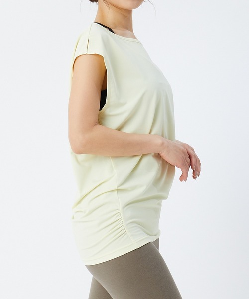 Julier Yoga and Relax(ジュリエヨガアンドリラックス)の「Julier Ecocoベア天竺チュニック(チュニック・レディース・キャメル/ネイビー/ホワイト/イエロー・1/0)」の6枚目の写真