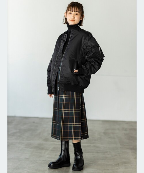 THE SHOP TK （ザ ショップ ティーケー ）の「◆【洗える/袖2way】サーモアMA－1（ブルゾン・レディース・ブラック/カーキ・12/13/11）」の3枚目の写真