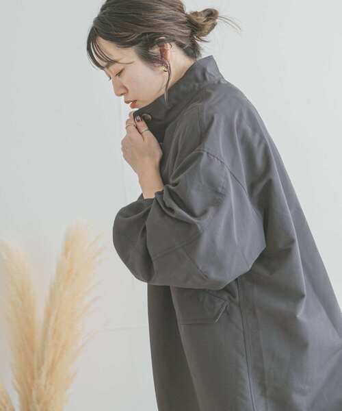 ITEMS URBANRESEARCH（アイテムズ アーバンリサーチ）の「スタンドカラーモッズ（ノーカラーコート・レディース・カーキ/チャコールグレー/グリーン系その他・FREE）」の8枚目の写真