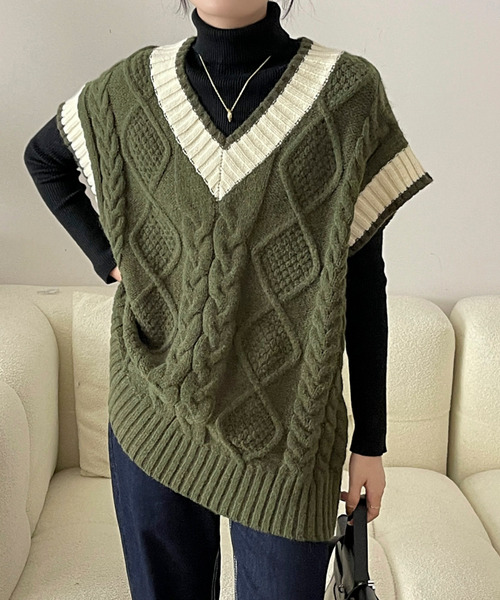 BANNER SELECT(バナーセレクト)の「配色ケーブルニットベスト(ベスト・レディース・チャコールグレー/ブラック/ベージュ/カーキ/ホワイト・FREE)」の22枚目の写真