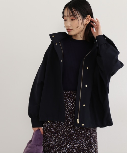 NATURAL BEAUTY BASIC(ナチュラルビューティーベーシック)の「ドルマンマウンテンパーカー(マウンテンパーカー・レディース・ベージュ/ネイビー/カーキ・SMALL/MEDIUM)」の3枚目の写真