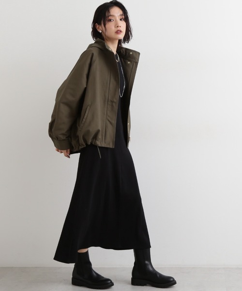 NATURAL BEAUTY BASIC(ナチュラルビューティーベーシック)の「ドルマンマウンテンパーカー(マウンテンパーカー・レディース・ベージュ/ネイビー/カーキ・SMALL/MEDIUM)」の15枚目の写真