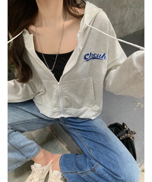 DEVICE(デバイス)の「韓国風ビッグシルエット カレッジロゴ ショート丈 パーカー(パーカー・レディース・グレー/ブラック/ベージュ・FREE)」の16枚目の写真