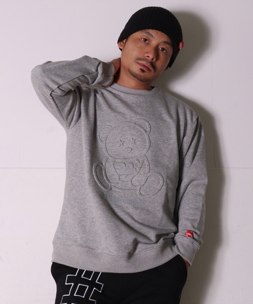 LUXE/R(ラグジュ)の「(RM)【ユニセックス】【LUXE/R】くまさん 同色 エンボス加工 スウェット プルオーバー(スウェット・メンズ・グレー/ブラック/ホワイト・LARGE/MEDIUM)」の3枚目の写真