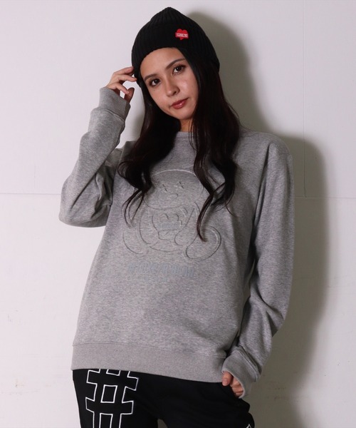 LUXE/R(ラグジュ)の「(RM)【ユニセックス】【LUXE/R】くまさん 同色 エンボス加工 スウェット プルオーバー(スウェット・メンズ・グレー/ブラック/ホワイト・LARGE/MEDIUM)」の9枚目の写真