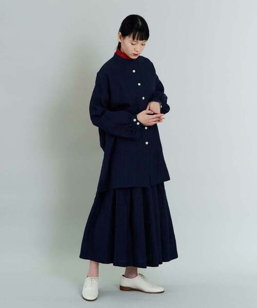 conges payes ADIEU TRISTESSE(コンジェ ペイエ アデュートリステス)の「リネンバンドカラーシャツ(シャツ/ブラウス・レディース・ネイビー/キナリ・38)」の16枚目の写真