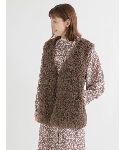 Lugnoncure（ルノンキュール）の「ボアベスト（ベスト・レディース・ブラウン/キャメル/オフホワイト・ﾌﾘ-）」の5枚目の写真